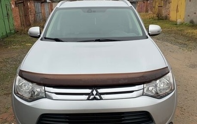 Mitsubishi Outlander III рестайлинг 3, 2014 год, 1 400 000 рублей, 1 фотография