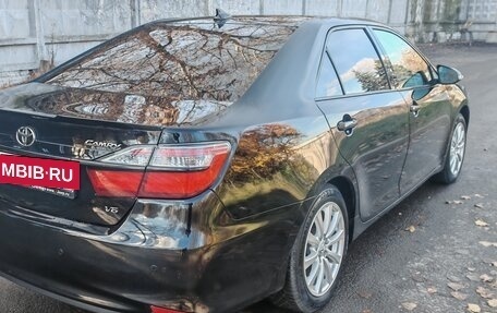 Toyota Camry, 2017 год, 2 300 000 рублей, 5 фотография