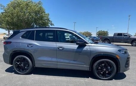 Volkswagen Tiguan, 2025 год, 5 370 000 рублей, 2 фотография