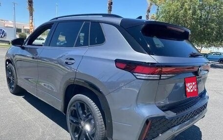 Volkswagen Tiguan, 2025 год, 5 370 000 рублей, 7 фотография