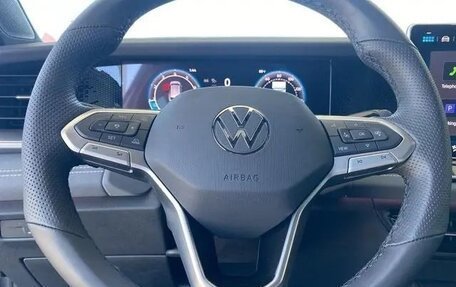 Volkswagen Tiguan, 2025 год, 5 370 000 рублей, 13 фотография