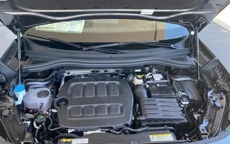 Volkswagen Tiguan, 2025 год, 5 370 000 рублей, 28 фотография