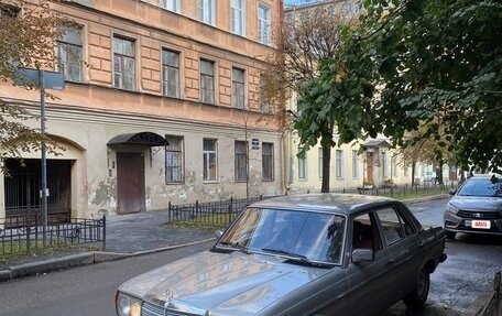 Mercedes-Benz W123, 1981 год, 650 000 рублей, 11 фотография