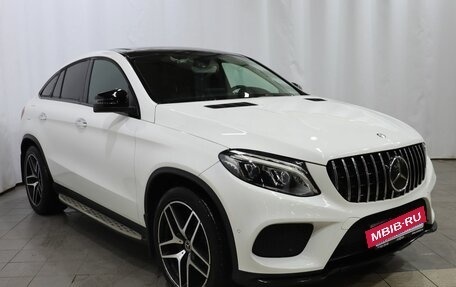 Mercedes-Benz GLE Coupe, 2017 год, 4 550 000 рублей, 3 фотография