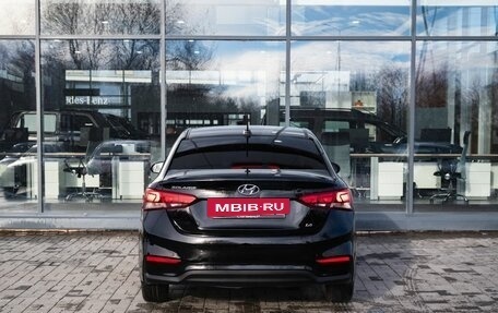 Hyundai Solaris II рестайлинг, 2018 год, 1 200 000 рублей, 4 фотография