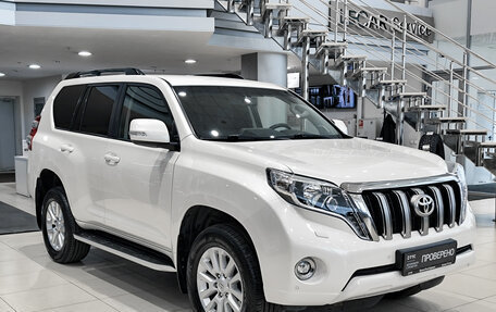 Toyota Land Cruiser Prado 150 рестайлинг 2, 2016 год, 3 680 000 рублей, 3 фотография