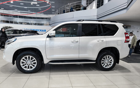 Toyota Land Cruiser Prado 150 рестайлинг 2, 2016 год, 3 680 000 рублей, 8 фотография