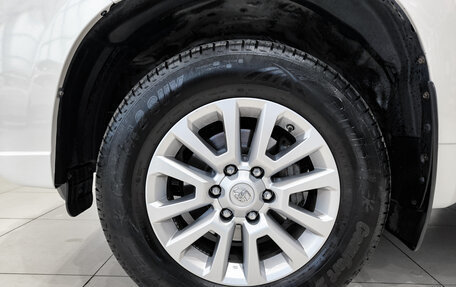 Toyota Land Cruiser Prado 150 рестайлинг 2, 2016 год, 3 680 000 рублей, 18 фотография