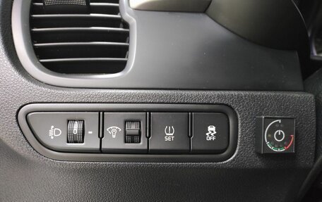 KIA Rio IV, 2018 год, 1 258 000 рублей, 17 фотография