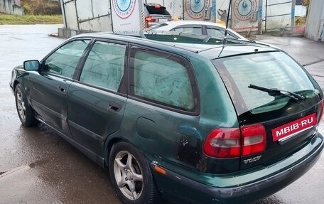 Volvo V40 I, 1998 год, 225 000 рублей, 4 фотография