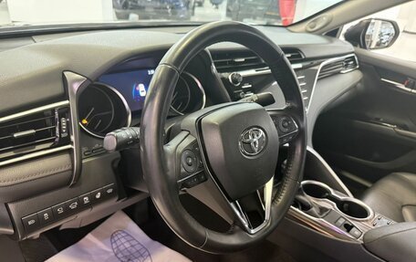 Toyota Camry, 2020 год, 3 390 000 рублей, 8 фотография