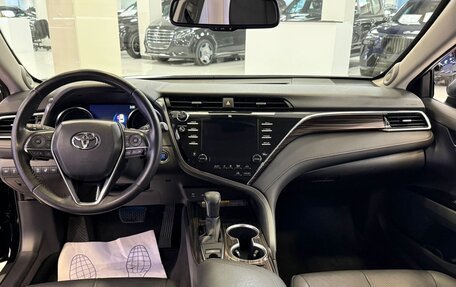 Toyota Camry, 2020 год, 3 390 000 рублей, 12 фотография