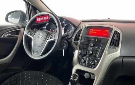 Opel Astra J, 2010 год, 541 000 рублей, 13 фотография