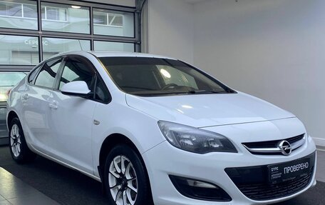 Opel Astra J, 2012 год, 579 000 рублей, 3 фотография