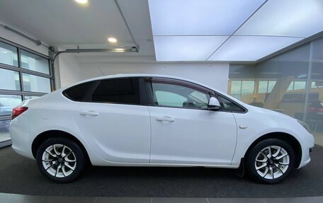 Opel Astra J, 2012 год, 579 000 рублей, 4 фотография