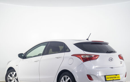 Hyundai i30 II рестайлинг, 2012 год, 949 000 рублей, 7 фотография