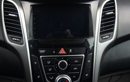 Hyundai i30 II рестайлинг, 2012 год, 949 000 рублей, 14 фотография