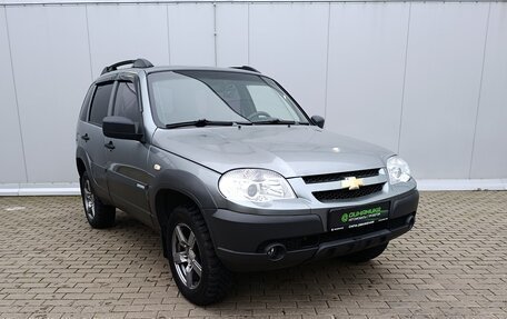 Chevrolet Niva I рестайлинг, 2013 год, 600 000 рублей, 3 фотография