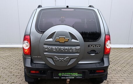 Chevrolet Niva I рестайлинг, 2013 год, 600 000 рублей, 6 фотография