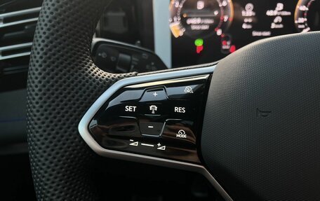 Volkswagen Tiguan, 2025 год, 4 800 000 рублей, 27 фотография