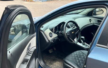 Chevrolet Cruze II, 2013 год, 570 000 рублей, 6 фотография