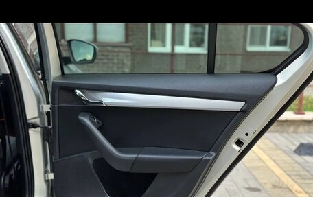 Skoda Octavia, 2014 год, 910 000 рублей, 7 фотография