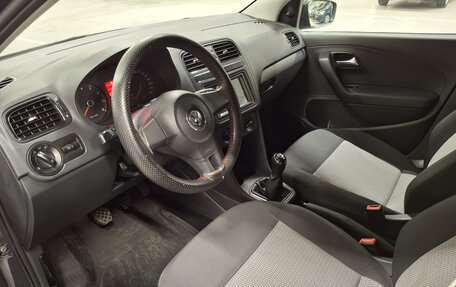 Volkswagen Polo VI (EU Market), 2013 год, 800 000 рублей, 16 фотография