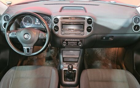 Volkswagen Tiguan I, 2011 год, 850 000 рублей, 9 фотография