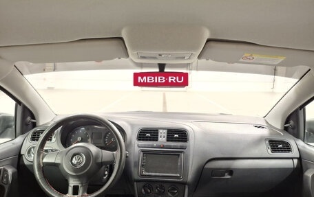 Volkswagen Polo VI (EU Market), 2013 год, 800 000 рублей, 14 фотография