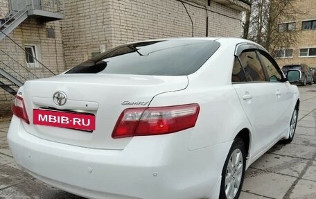 Toyota Camry, 2008 год, 900 000 рублей, 9 фотография