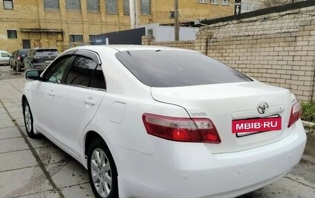 Toyota Camry, 2008 год, 900 000 рублей, 10 фотография