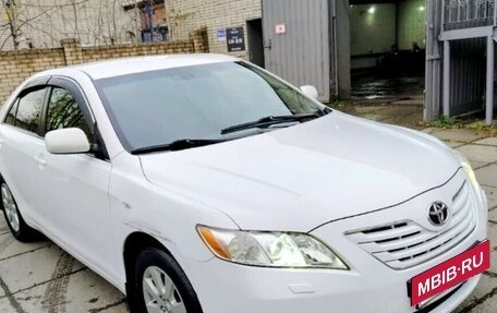 Toyota Camry, 2008 год, 900 000 рублей, 3 фотография