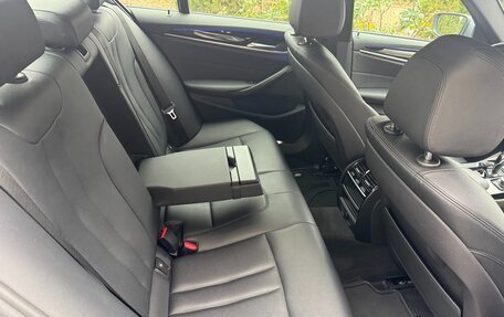 BMW 5 серия, 2017 год, 2 677 000 рублей, 10 фотография