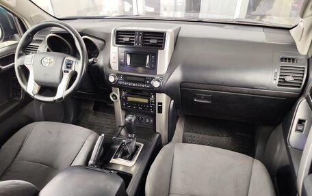 Toyota Land Cruiser Prado 150 рестайлинг 2, 2010 год, 2 599 000 рублей, 5 фотография