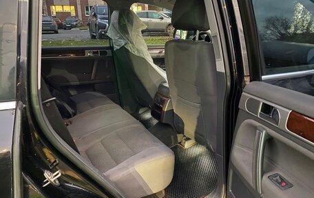 Volkswagen Touareg III, 2007 год, 750 000 рублей, 16 фотография