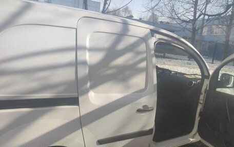 Renault Kangoo II рестайлинг, 2013 год, 750 000 рублей, 6 фотография