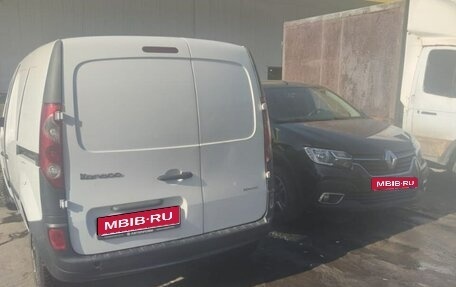 Renault Kangoo II рестайлинг, 2013 год, 750 000 рублей, 1 фотография