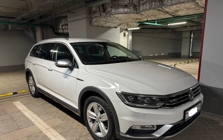 Volkswagen Passat B8 рестайлинг, 2019 год, 2 700 000 рублей, 1 фотография