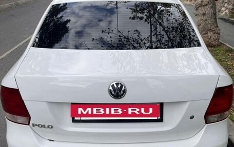 Volkswagen Polo VI (EU Market), 2011 год, 550 000 рублей, 2 фотография