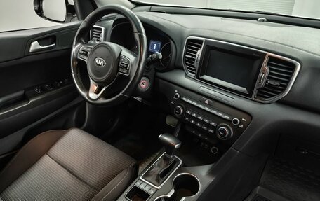 KIA Sportage IV рестайлинг, 2018 год, 2 290 000 рублей, 11 фотография