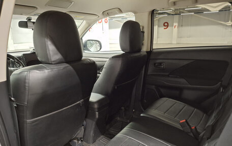 Mitsubishi Outlander III рестайлинг 3, 2016 год, 1 850 000 рублей, 12 фотография