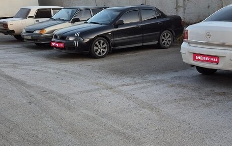 Mitsubishi Carisma I, 2003 год, 450 000 рублей, 1 фотография