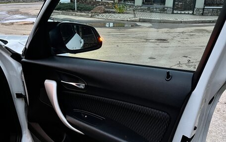 BMW 1 серия, 2015 год, 1 365 000 рублей, 20 фотография