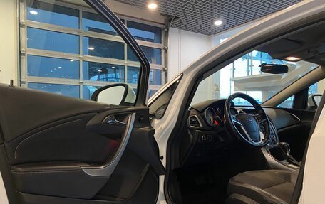 Opel Astra J, 2013 год, 615 000 рублей, 21 фотография