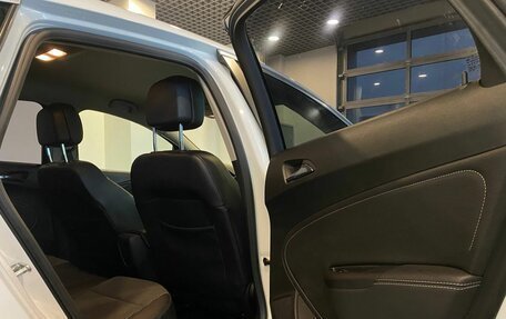 Opel Astra J, 2013 год, 615 000 рублей, 26 фотография