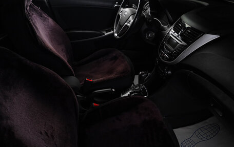 Hyundai Solaris II рестайлинг, 2013 год, 999 000 рублей, 18 фотография