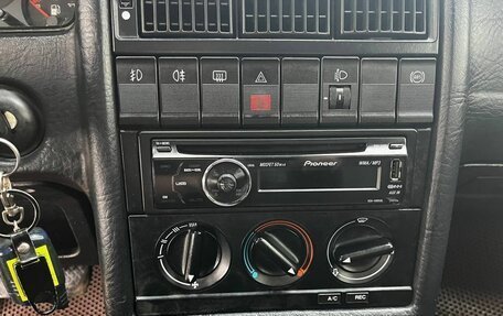 Audi 80, 1992 год, 247 000 рублей, 19 фотография