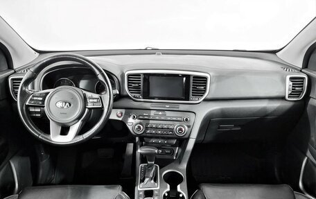 KIA Sportage IV рестайлинг, 2018 год, 2 180 000 рублей, 5 фотография