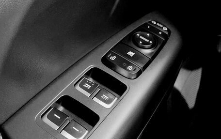 KIA Sportage IV рестайлинг, 2018 год, 2 180 000 рублей, 10 фотография