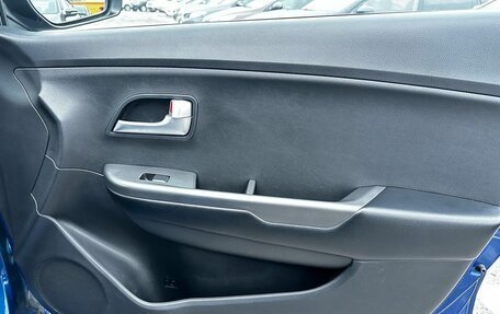 KIA Rio III рестайлинг, 2011 год, 730 000 рублей, 20 фотография